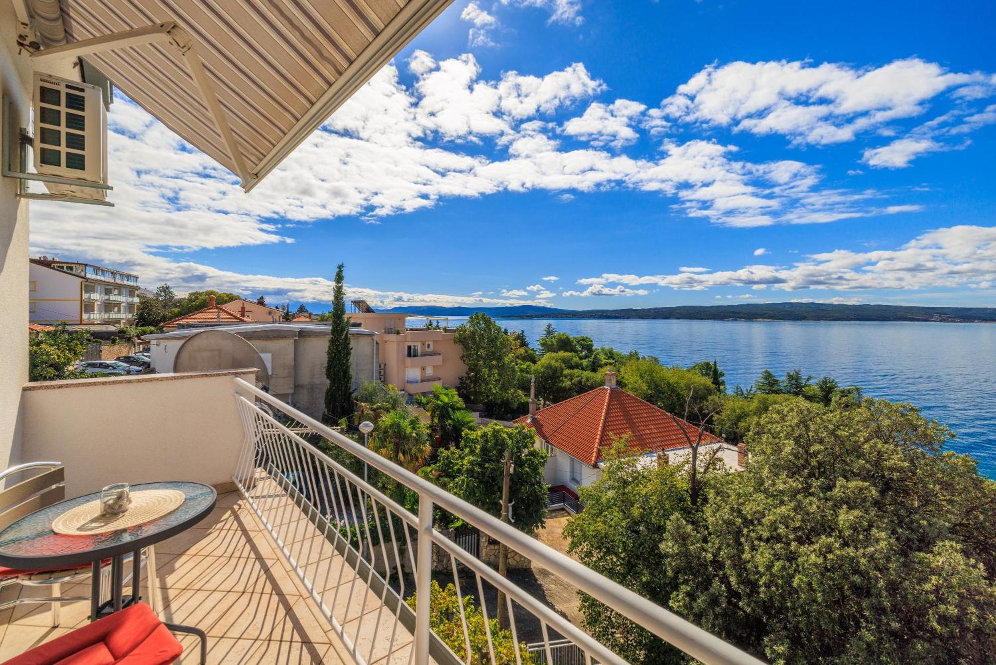 Apartments Maja Dramalj Bagian luar foto